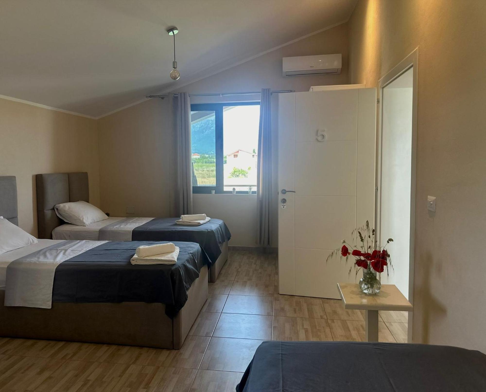 Hotel Villa Ballkan Grilë Εξωτερικό φωτογραφία